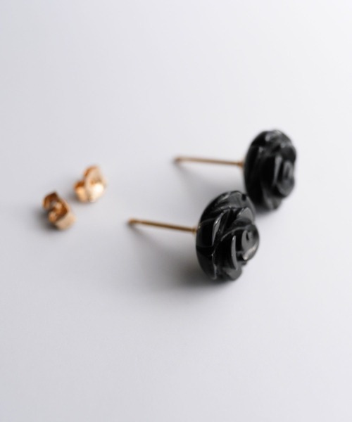 CERCA（チェルカ）の「SARINOHANA/バラ（薔薇）一粒天然石フラワーピアス/14KGF/SILVER925（ピアス（両耳用）・レディース・ブラック/ホワイト/ピンク/アニマル/A/B/C/D/レンガ/F/スモークピンク/E・FREE）」の18枚目の写真