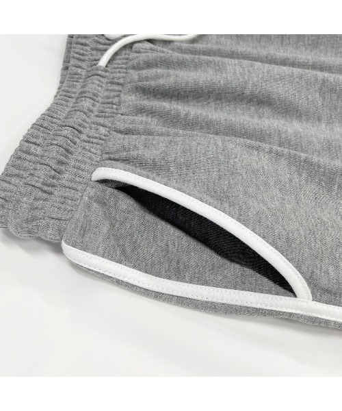 ad thie（アドティエ）の「配色パイピング ショートパンツ（スウェットパンツ・レディース・グレー/ブラック/ラベンダー/ブラウン・FREE）」の22枚目の写真