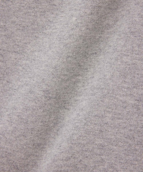 X-girl（エックスガール）の「FRONT CUTOUT L/S BABY TEE（Tシャツ/カットソー・レディース・オリーブ/ブラック/アッシュ・S/M）」の9枚目の写真