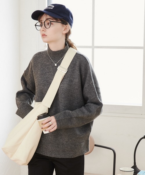 ANGIE（アンジー）の「アジャスターベルト付き キャンバスショルダーバッグ（ショルダーバッグ・レディース・ブラック/アイボリー・FREE）」の19枚目の写真