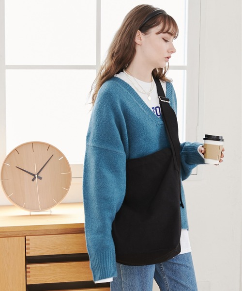 ANGIE（アンジー）の「アジャスターベルト付き キャンバスショルダーバッグ（ショルダーバッグ・レディース・ブラック/アイボリー・FREE）」の20枚目の写真