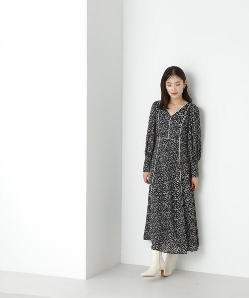 新品タグ付き♪フラワープリントワンピース ナチュラルビューティーベーシック M ぼかしフラワープリントワンピース | NATURAL BEAUTY BASIC