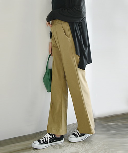 and it_(アンドイット)の「ストレッチフレアパンツ(その他パンツ・レディース・ベージュ/ブラック/カーキ/チャコール・L2/L3/M1/LL3/M2/M3/L1/LL1/LL2)」の1枚目の写真