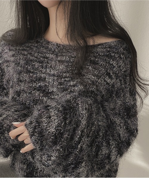 by muni:r（バイ ムニール）の「グラデーションボートネックニット（ニット/セーター・レディース・ライトグレー/ブラック・FREE）」の4枚目の写真