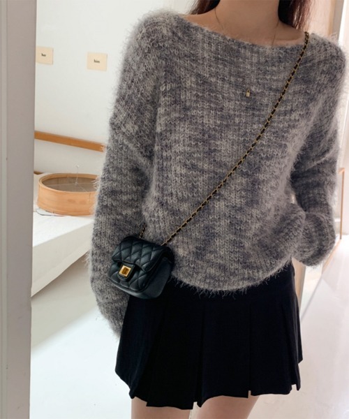 by muni:r（バイ ムニール）の「グラデーションボートネックニット（ニット/セーター・レディース・ライトグレー/ブラック・FREE）」の8枚目の写真