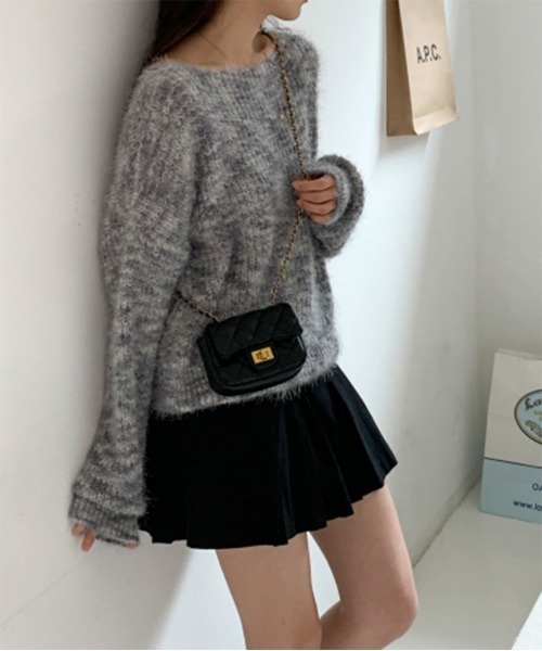 by muni:r（バイ ムニール）の「グラデーションボートネックニット（ニット/セーター・レディース・ライトグレー/ブラック・FREE）」の12枚目の写真