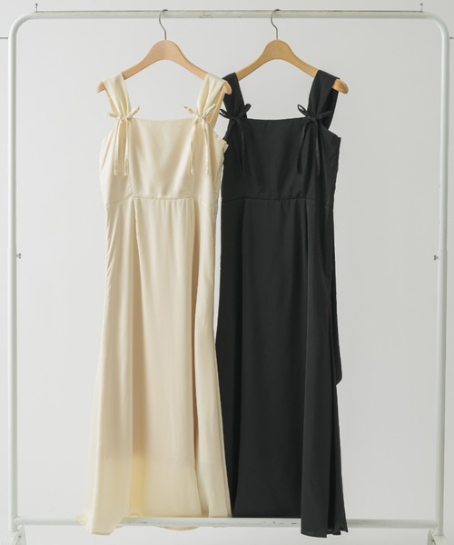 idem（イデム）の「satin ribbon onepiece/サテンリボンキャミワンピース【Sサイズ展開あり】（ジャンパースカート・レディース・ブラック/アイボリー・FREE/S）」の13枚目の写真