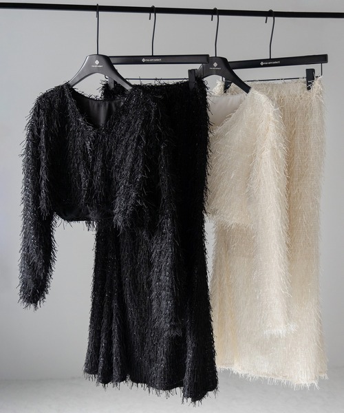me+em select(ミームセレクト)の「【 セットアップ可能 】シャギーフリンジショートカーディガン /shaggy fringe short cardigan(カーディガン/ボレロ・レディース・ブラック/アイボリー・FREE)」の3枚目の写真