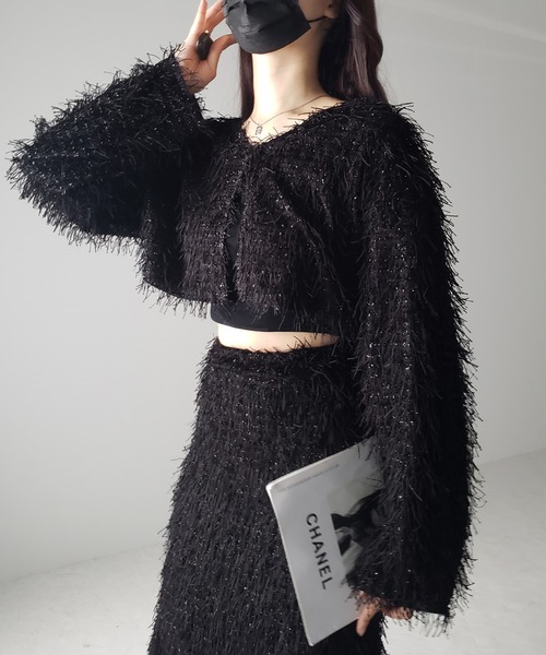 me+em select(ミームセレクト)の「【 セットアップ可能 】シャギーフリンジショートカーディガン /shaggy fringe short cardigan(カーディガン/ボレロ・レディース・ブラック/アイボリー・FREE)」の18枚目の写真
