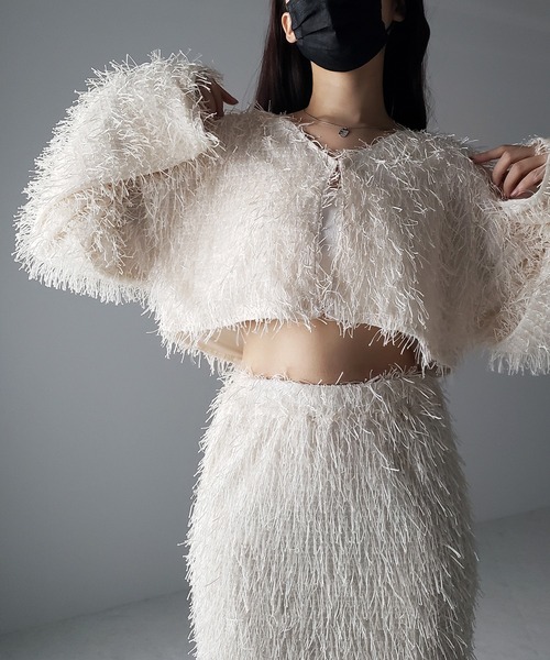 me+em select(ミームセレクト)の「【 セットアップ可能 】シャギーフリンジショートカーディガン /shaggy fringe short cardigan(カーディガン/ボレロ・レディース・ブラック/アイボリー・FREE)」の12枚目の写真