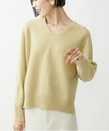 タスマニアラムウールVネックニット