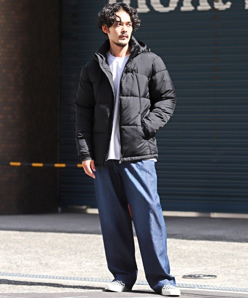 LUXSTYLE(ラグスタイル)の「中綿切替ジャケット(ブルゾン・メンズ・ホワイト×ブラック/ベージュ/ブラック×グリーン/ブラック・L/M/XL)」の7枚目の写真