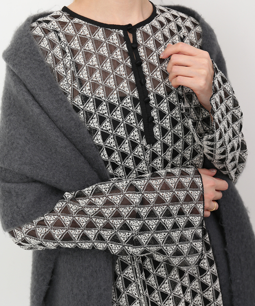 SLOBE IENA（スローブイエナ）の「フラワー刺しゅう楊柳