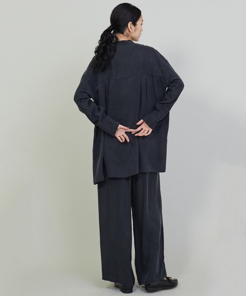 1er Arrondissement(プルミエアロンディスモン)の「キュプラフィブリルスタンドカラーシャツ(シャツ/ブラウス・レディース・イエロー/ブラック/グレー・38/36)」の6枚目の写真