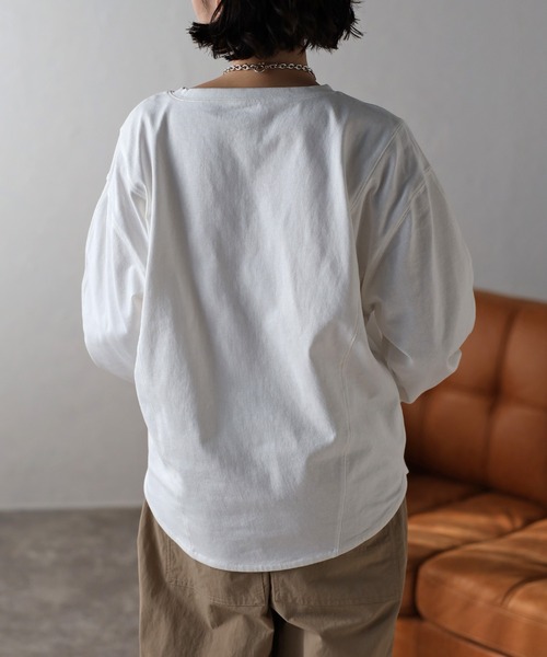 Bonjour Sagan(ボンジュールサガン)の「ラウンドシルエットトップス(Tシャツ/カットソー・レディース・ライトベージュ/チャコールグレー/ホワイト・FREE)」の7枚目の写真