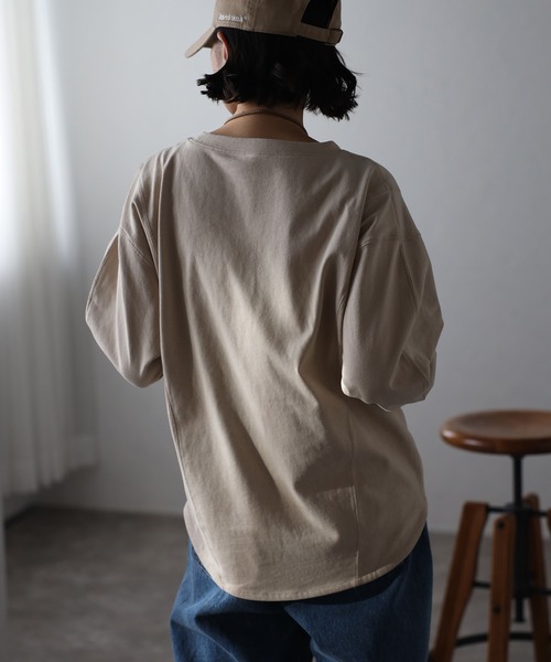 Bonjour Sagan(ボンジュールサガン)の「ラウンドシルエットトップス(Tシャツ/カットソー・レディース・ライトベージュ/チャコールグレー/ホワイト・FREE)」の21枚目の写真