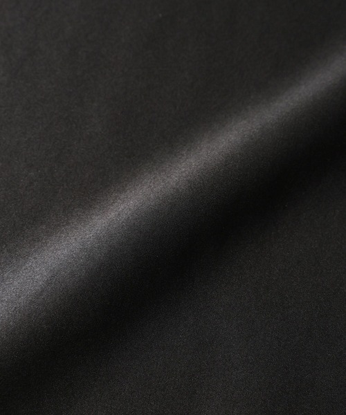 BABYLONE（バビロン）の「ウォッシャブルシルクレーヨンタンクブラウス（タンクトップ・レディース・ブラック/グレイッシュベージュ・フリー）」の8枚目の写真