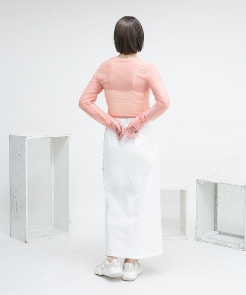 KBF(ケイビーエフ)の「シャーリングスリットワークスカート(スカート・レディース・イエロー/ネイビー/オフホワイト・ONE)」の16枚目の写真