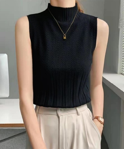 定価11万✨ タグ付き アクリス ブルー ニット ノースリーブ 定価11万✨ タグ付き アクリス ブルー ニット ノースリーブ 定価