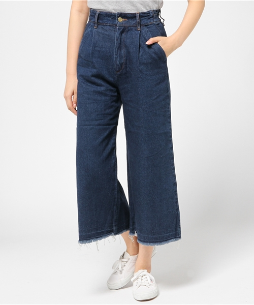 mystic（ミスティック）の「【mystic】デニムフリンジパンツ（デニムパンツ・レディース・ライトブルー/ネイビー・2/1）」の2枚目の写真