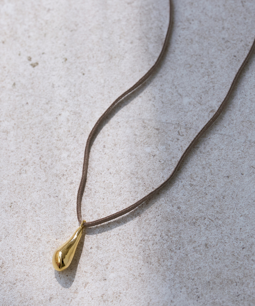 collex（コレックス）の「ドロップコードネックレス（ネックレス・レディース・ゴールド/シルバー・フリー）」の2枚目の写真