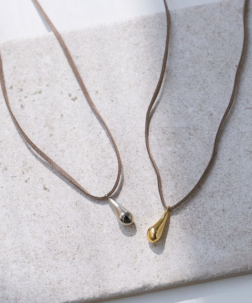 collex（コレックス）の「ドロップコードネックレス（ネックレス・レディース・ゴールド/シルバー・フリー）」の3枚目の写真