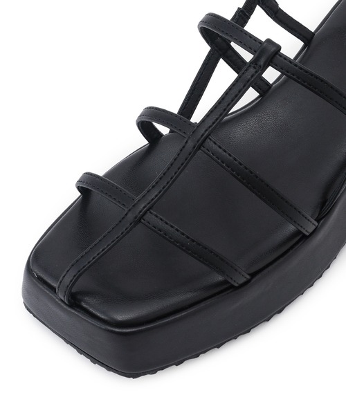 ROPE' PICNIC(ロペピクニック)の「スキニーストラッププラットフォームサンダル(サンダル・レディース・ゴールド/キナリ/ブラック・24.5cm/23.5cm/23.0cm/24.0cm)」の7枚目の写真