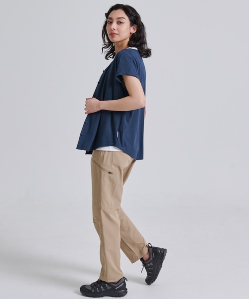 Eddie Bauer(エディーバウアー)の「ボタンフロント 半袖 チュニック(チュニック・レディース・ブラック/ネイビー/サックスブルー・L/XL/S/M)」の11枚目の写真