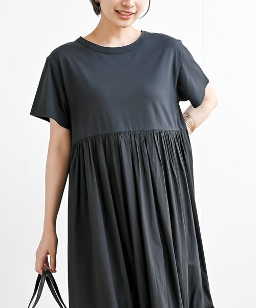 rps（アールピーエス）の「カット×布帛切替ティアードワンピース（ワンピース・レディース・ブラック/チャコールグレー/ブルー・フリー）」の14枚目の写真