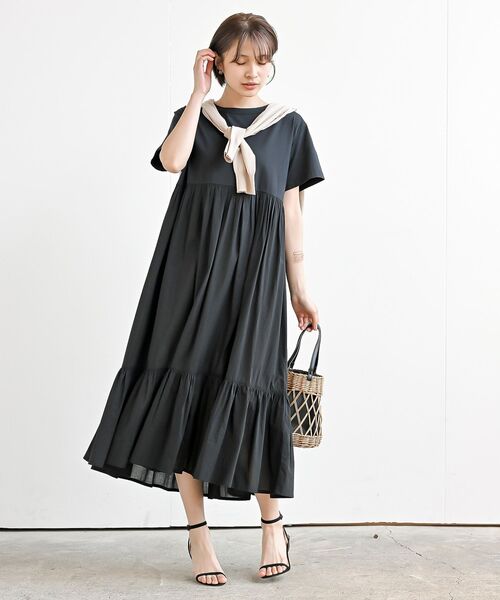 rps（アールピーエス）の「カット×布帛切替ティアードワンピース（ワンピース・レディース・ブラック/チャコールグレー/ブルー・フリー）」の18枚目の写真