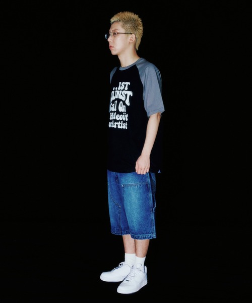 ISTKUNST（イストクンスト）の「A'GEM/9 × .kom 『ISTKUNST/イストクンスト』 HIDEOUT RAGLAN TEE/ハイドアウト ラグラン Tシャツ（Tシャツ/カットソー・メンズ・ライトグレー/ブラック/ライトブルー・M/L）」の7枚目の写真
