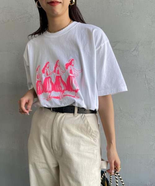 FUNG（ファング）の「[FUNG/ファング] HULA GIRLS カットオフプリントTシャツ（Tシャツ/カットソー・レディース・ホワイト/ピンク・M）」の6枚目の写真