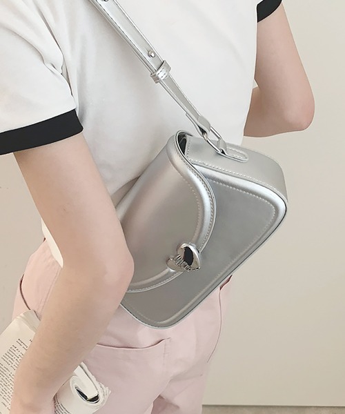 LAFFMO（ラフモ）の「メタルハートミニショルダーバッグ（ショルダーバッグ・レディース・ホワイト/ピンク/シルバー/ブラック・F）」の19枚目の写真