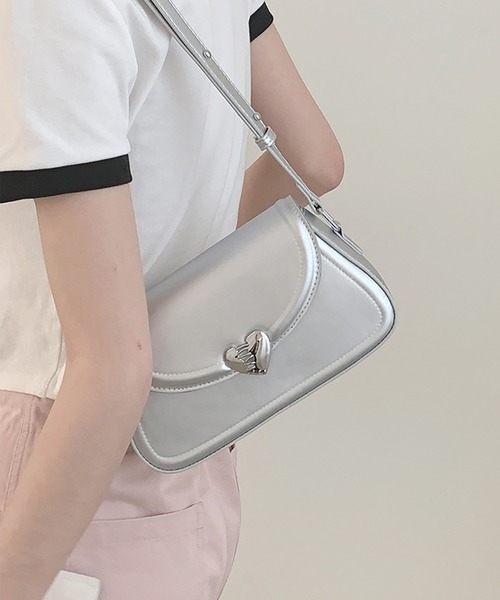 LAFFMO（ラフモ）の「メタルハートミニショルダーバッグ（ショルダーバッグ・レディース・ホワイト/ピンク/シルバー/ブラック・F）」の14枚目の写真