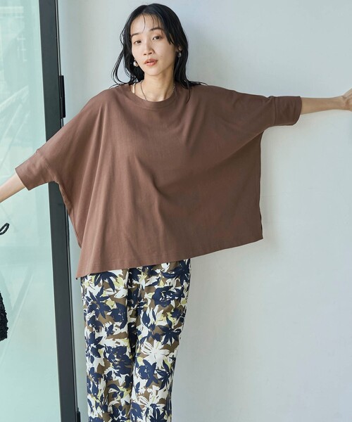 coen(コーエン)の「SARAH TWISTテントシルエットプルオーバー(Tシャツ/カットソー・レディース・ブラウン/ベージュ/ブラック/オフホワイト・L/M)」の3枚目の写真