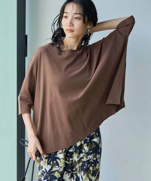 coen(コーエン)の「SARAH TWISTテントシルエットプルオーバー(Tシャツ/カットソー・レディース・ブラウン/ベージュ/ブラック/オフホワイト・L/M)」の5枚目の写真