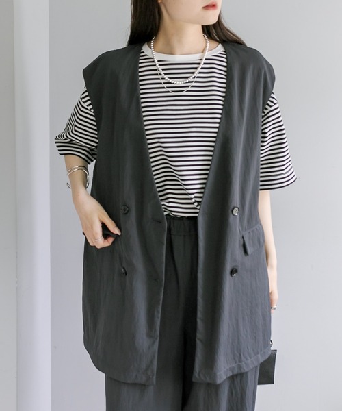PUAL CE CIN（ピュアルセシン）の「ノーカラーダブルデザイン