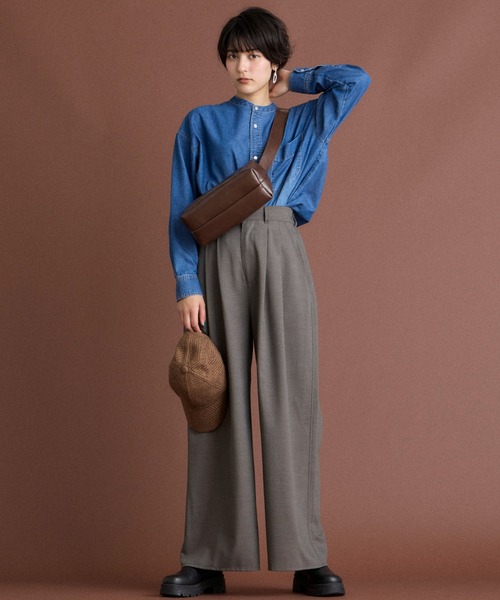 INED CLARO(イネドクラロ)の「【接触冷感】6.5ozデニムシャツ(シャツ/ブラウス・レディース・ブルー/サックスブルー・フリー)」の10枚目の写真