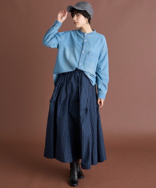 INED CLARO(イネドクラロ)の「【接触冷感】6.5ozデニムシャツ(シャツ/ブラウス・レディース・ブルー/サックスブルー・フリー)」の15枚目の写真