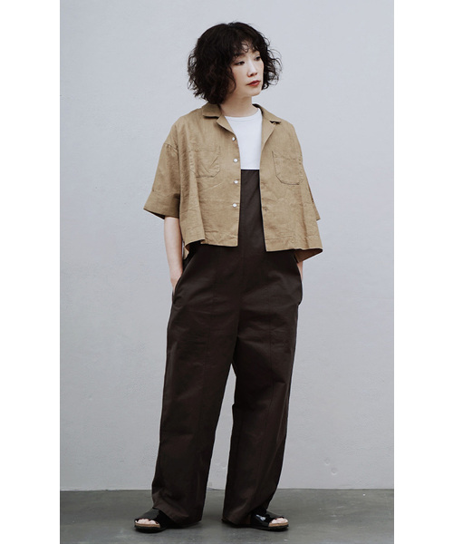 apartment department(アパートメントデパートメント)の「コットン混ラミーリネン オープンカラーショートブラウス(シャツ/ブラウス・レディース・オフホワイト/チャコール/ネイビー/ベージュ/グレイッシュブルー・フリー)」の12枚目の写真