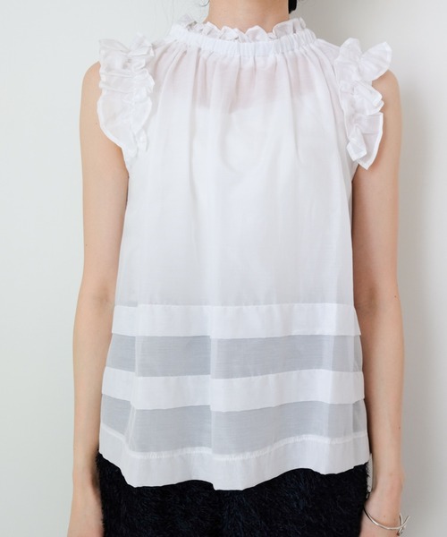 DOLLUPOOPS（ドールアップウップス）の「フリル×タックブラウス（シャツ/ブラウス・レディース・オフホワイト/ピンク/ブルー/ブラック・38）」の14枚目の写真