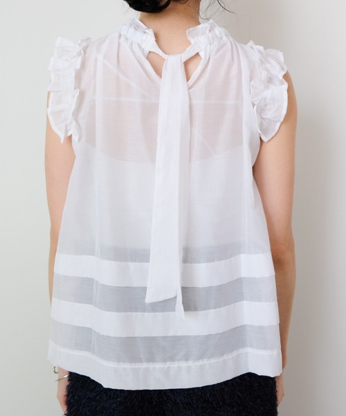 DOLLUPOOPS（ドールアップウップス）の「フリル×タックブラウス（シャツ/ブラウス・レディース・オフホワイト/ピンク/ブルー/ブラック・38）」の16枚目の写真