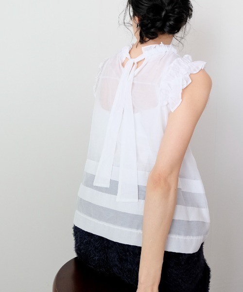 DOLLUPOOPS（ドールアップウップス）の「フリル×タックブラウス（シャツ/ブラウス・レディース・オフホワイト/ピンク/ブルー/ブラック・38）」の12枚目の写真