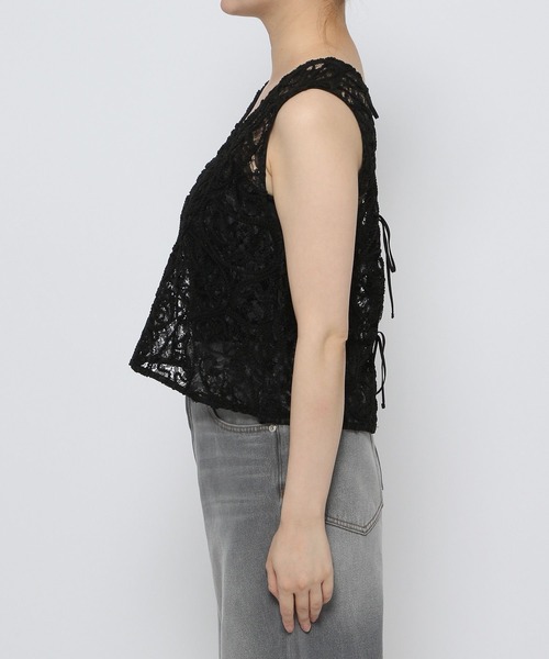 LEPSIM(レプシィム)の「【FOR I SERIES】レース2WAYベスト 126501(Tシャツ/カットソー・レディース・ブラック/オフホワイト・FREE)」の15枚目の写真