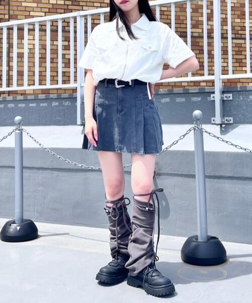 Figments（フィグメンツ）の「ベルト付きデニムプリーツミニスカート（デニムスカート・レディース・グレー/ブラック・SMALL/MEDIUM）」の14枚目の写真