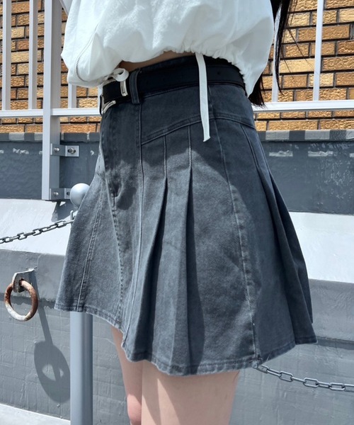 Figments（フィグメンツ）の「ベルト付きデニムプリーツミニスカート（デニムスカート・レディース・グレー/ブラック・SMALL/MEDIUM）」の7枚目の写真