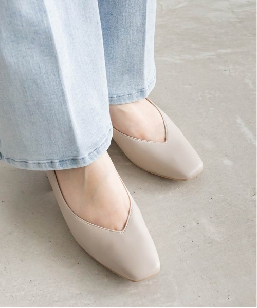 Vカットベーシックパンプス（パンプス）｜RANDA（ランダ）