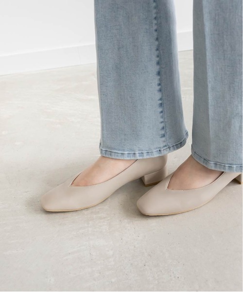 Vカットベーシックパンプス（パンプス）｜RANDA（ランダ）