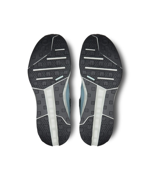 On（オン）の「On Cloudhorizon Waterproof（オン クラウドホライズン ウォータープルーフ）（スニーカー・メンズ・ブラック系/グリーン系・28.5cm/29cm/26cm/26.5cm/27cm/27.5cm/28cm）」の16枚目の写真