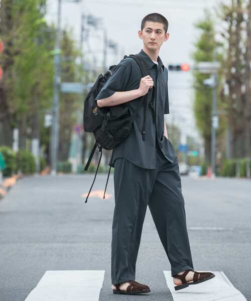 URBAN RESEARCH（アーバンリサーチ）の「『撥水』『UR TECH MoLight』GYM PANTS（その他パンツ・メンズ・ブラック/グリーン系その他/グレー・MEDIUM/LARGE）」の5枚目の写真